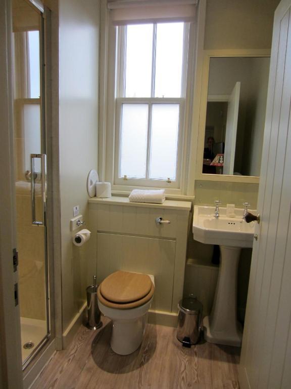 The Loch Lomond Arms Hotel Luss Zimmer foto