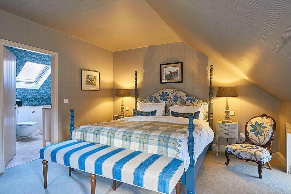 The Loch Lomond Arms Hotel Luss Zimmer foto